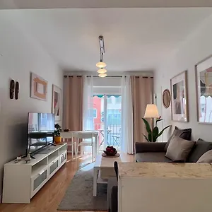 Super Comfy And Homey 4br Peachy Apartamento